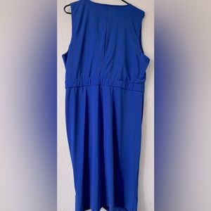 Thalia Sodi. Size XL